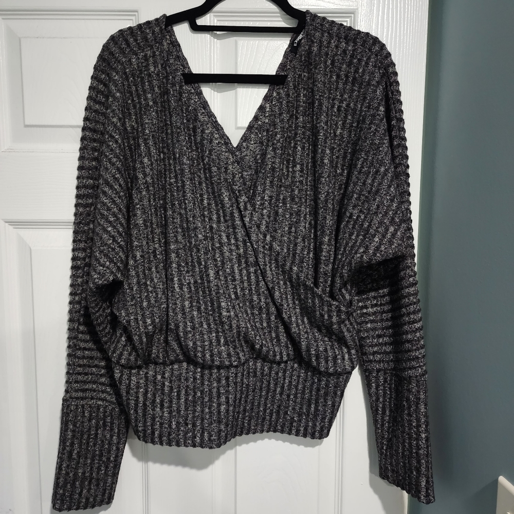 Express gray L long sleeve top